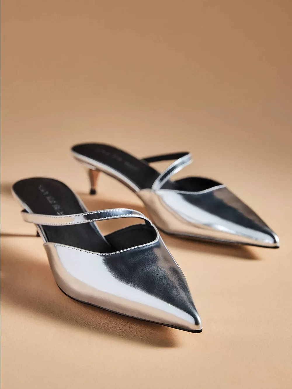Shoe The Bear Silver Leather Pointed Toe Kitten Heel Pumps 36 NWOB